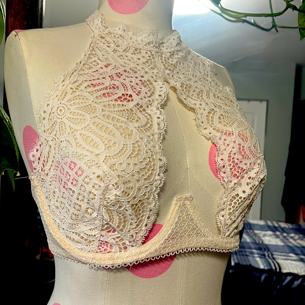 Bra
